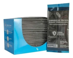 Cubre 4 CUBREBOCA TRICAPA NEGRO
